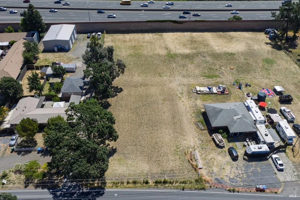 2154 Corby Avenue Santa Rosa, CA 95407