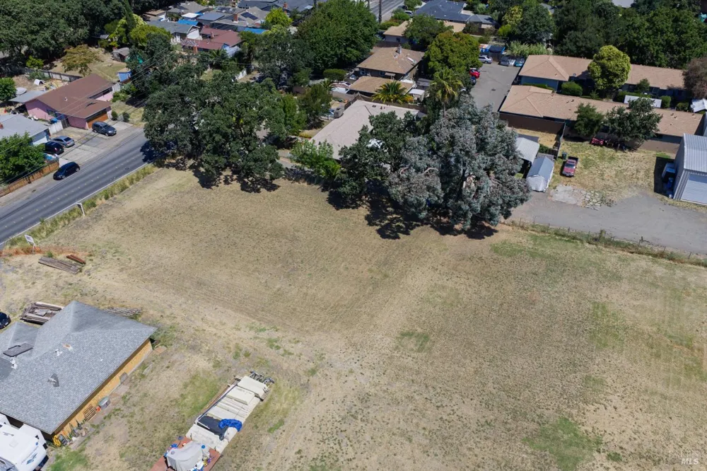2154 Corby Avenue Santa Rosa, CA 95407