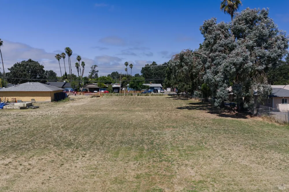 2154 Corby Avenue Santa Rosa, CA 95407