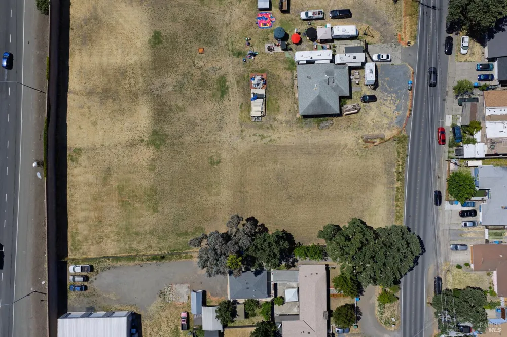 2154 Corby Avenue Santa Rosa, CA 95407