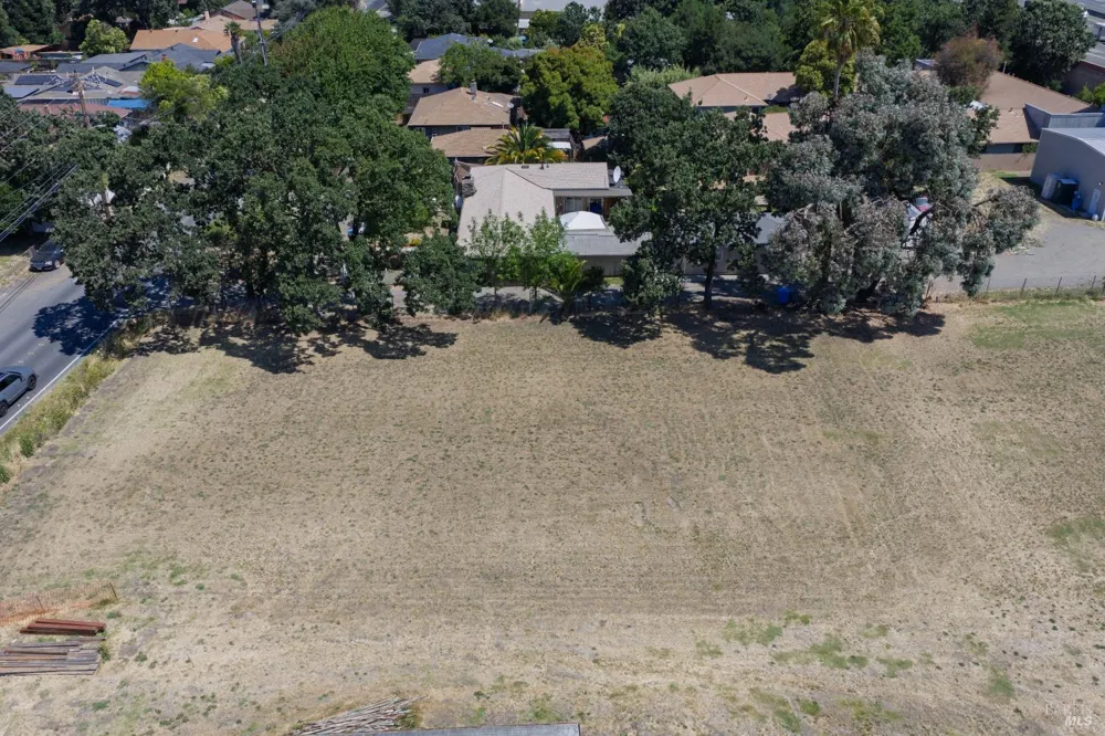 2154 Corby Avenue Santa Rosa, CA 95407