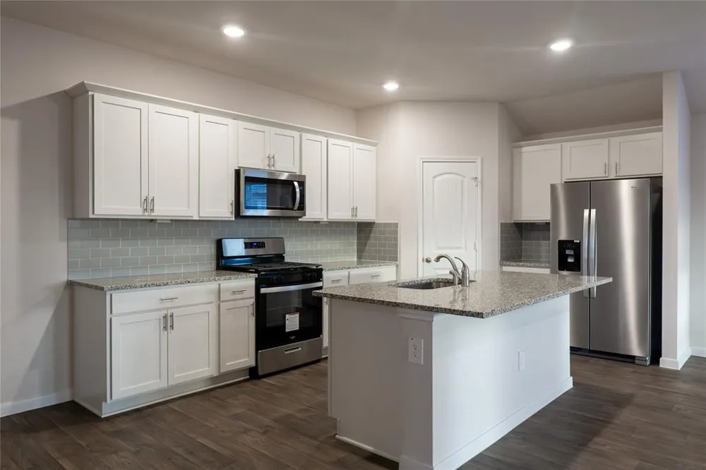 401 Abbey Lane Lockhart, TX 78644