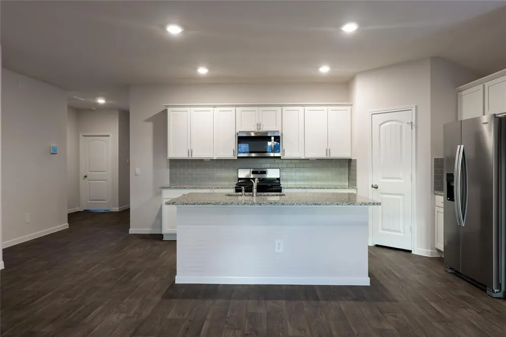 401 Abbey Lane Lockhart, TX 78644