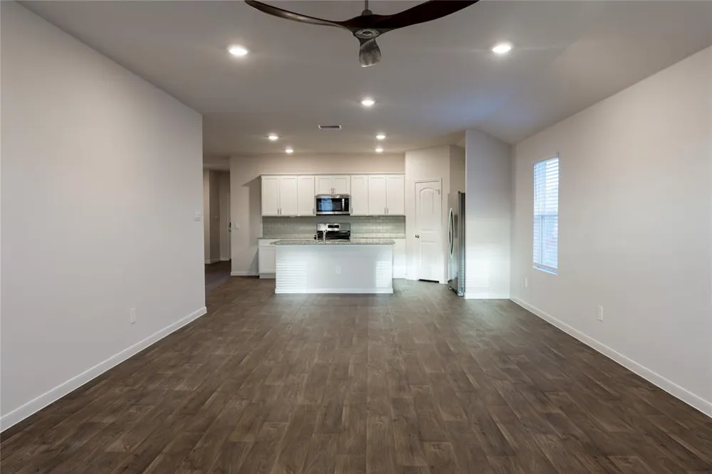 401 Abbey Lane Lockhart, TX 78644