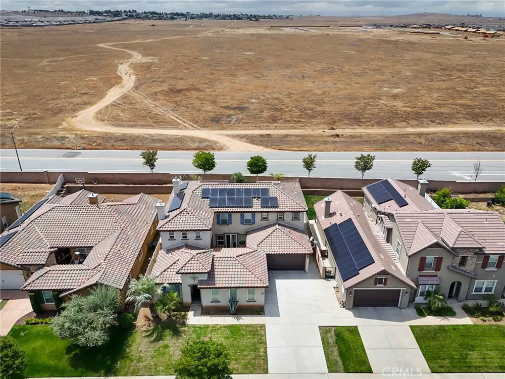 5702 Segovia Way Bakersfield, CA 93306