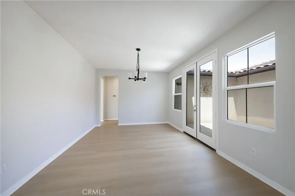 5702 Segovia Way Bakersfield, CA 93306