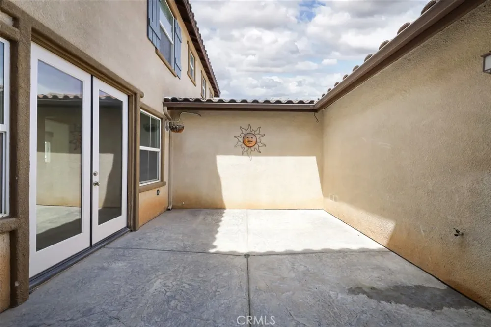 5702 Segovia Way Bakersfield, CA 93306