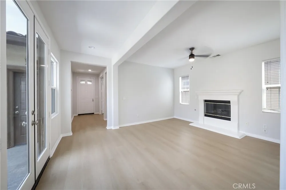 5702 Segovia Way Bakersfield, CA 93306