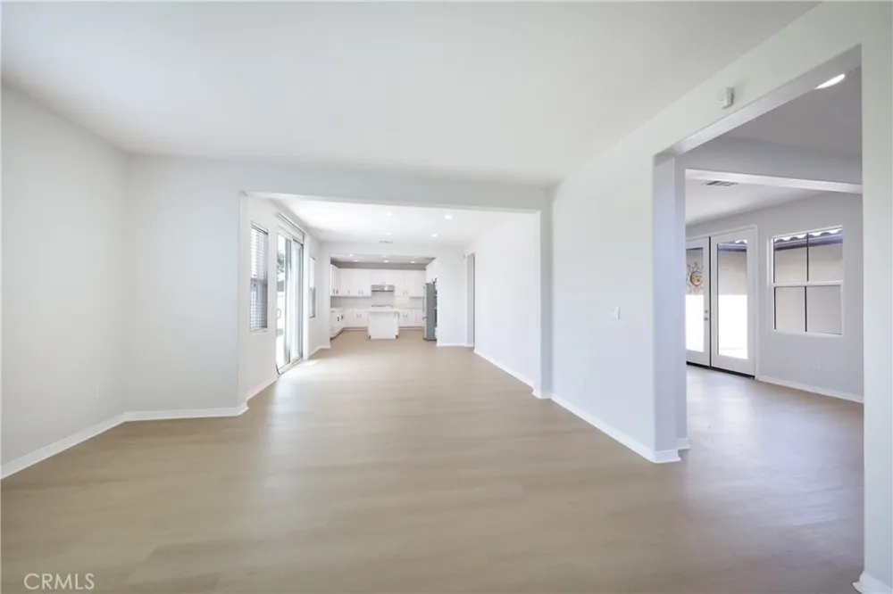5702 Segovia Way Bakersfield, CA 93306