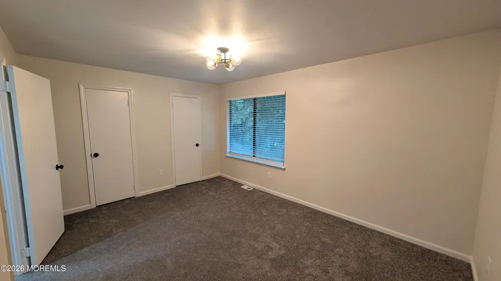 13 Wren Way Howell, NJ 07731