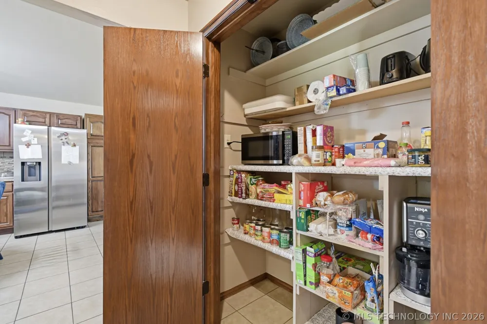 104 Overland Court Shawnee, OK 74804