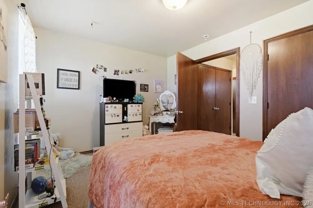 104 Overland Court Shawnee, OK 74804