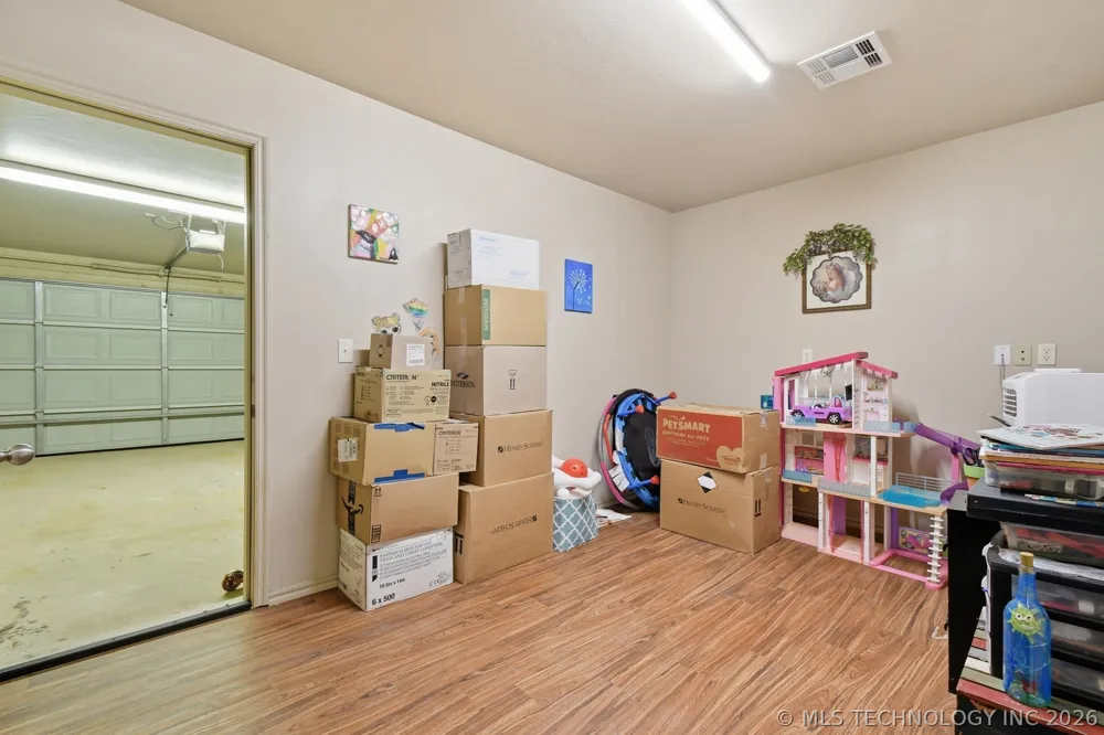 104 Overland Court Shawnee, OK 74804