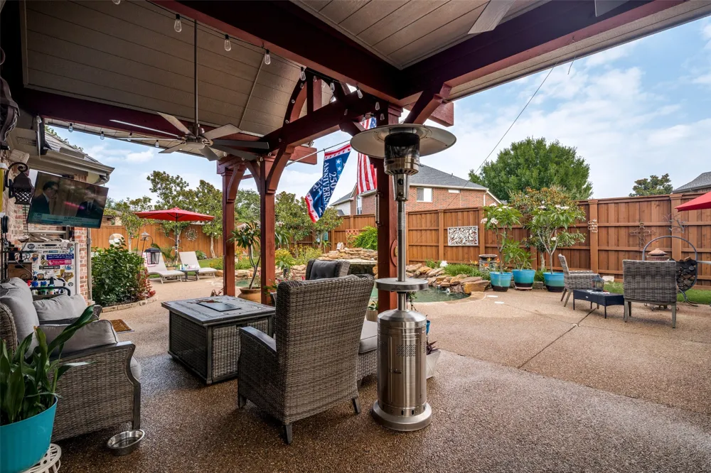 608 Chalk Hill Lane Murphy, TX 75094