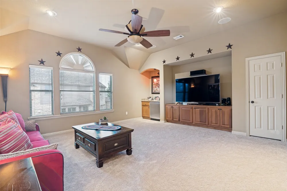 608 Chalk Hill Lane Murphy, TX 75094