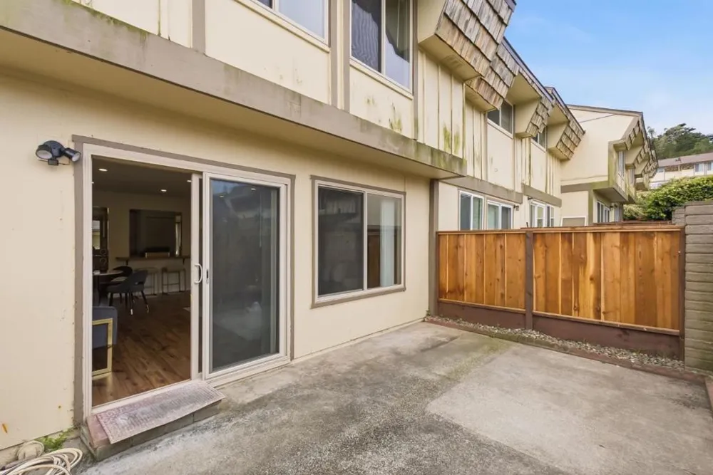 2712 Meath Drive South San Francisco, CA 94080