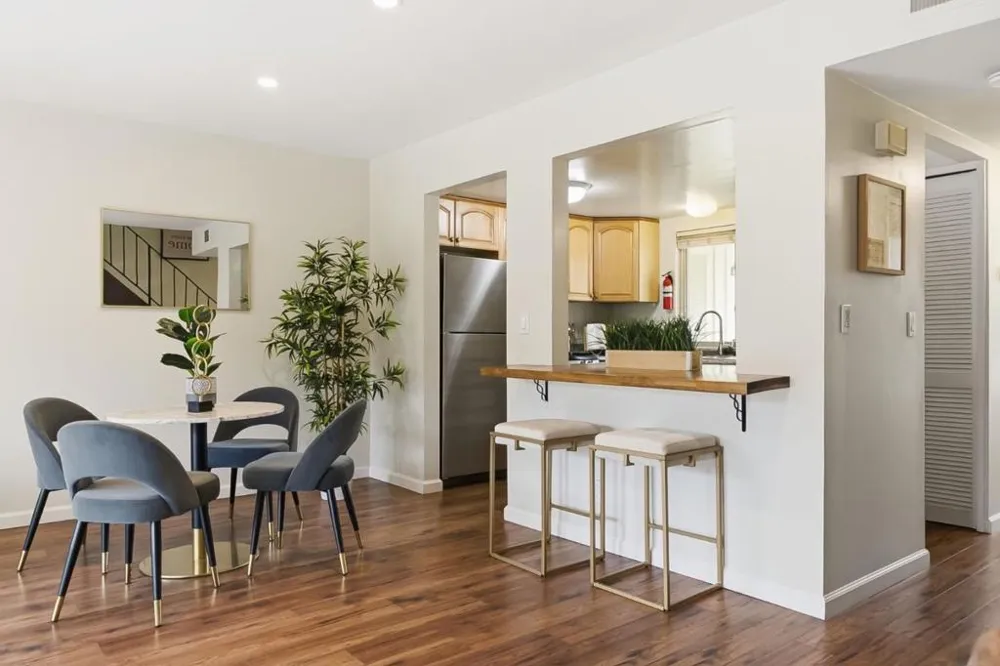 2712 Meath Drive South San Francisco, CA 94080