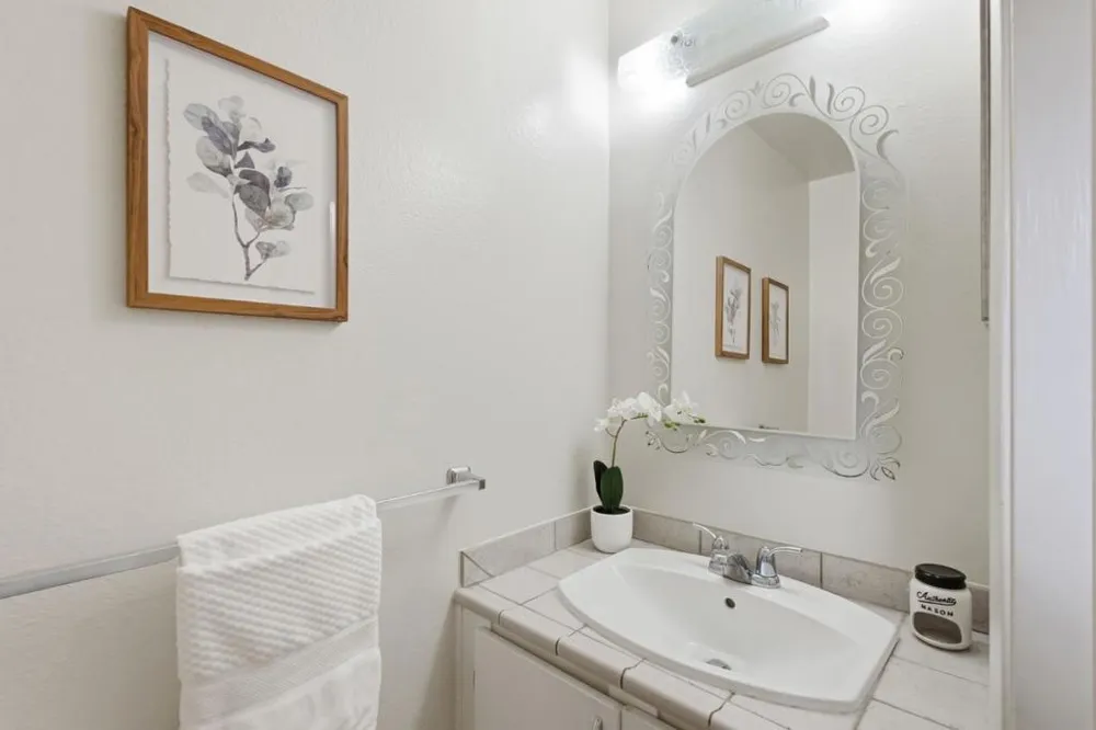 2712 Meath Drive South San Francisco, CA 94080