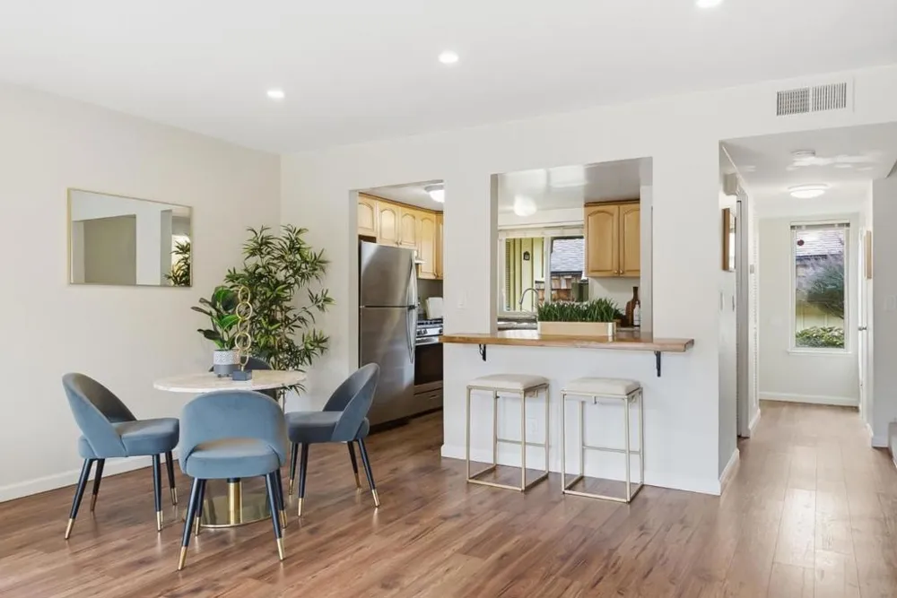 2712 Meath Drive South San Francisco, CA 94080