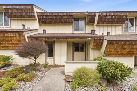 2712 Meath Drive