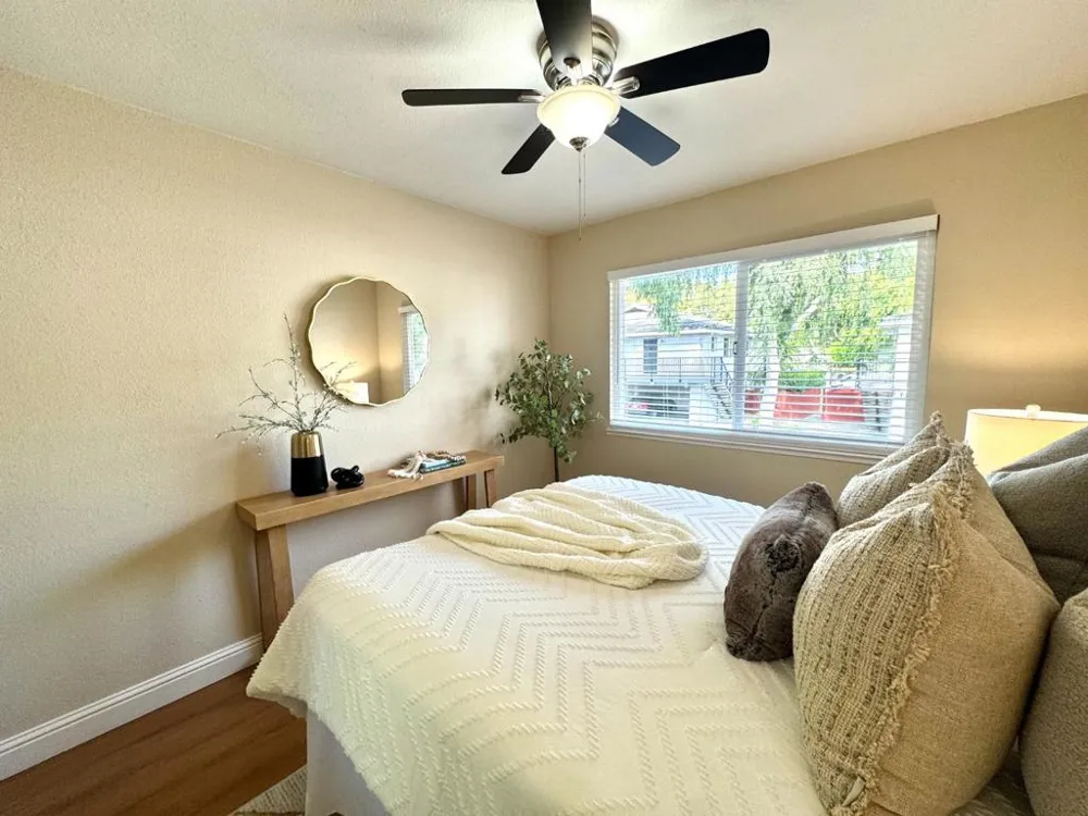 5703 Playa Del Rey #4 San Jose, CA 95123