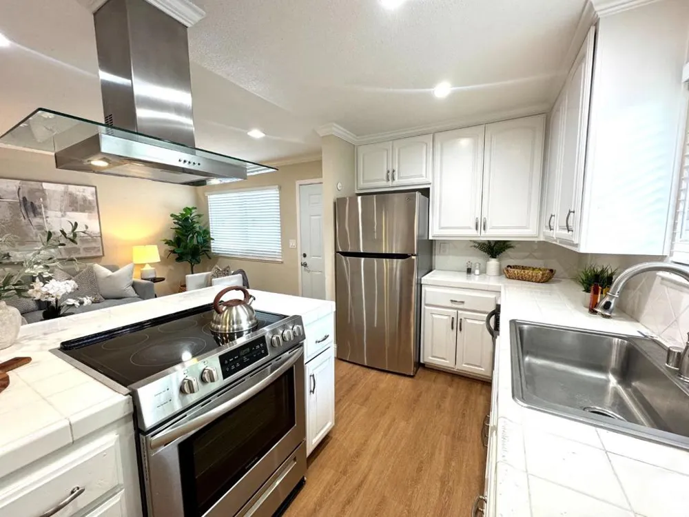 5703 Playa Del Rey #4 San Jose, CA 95123