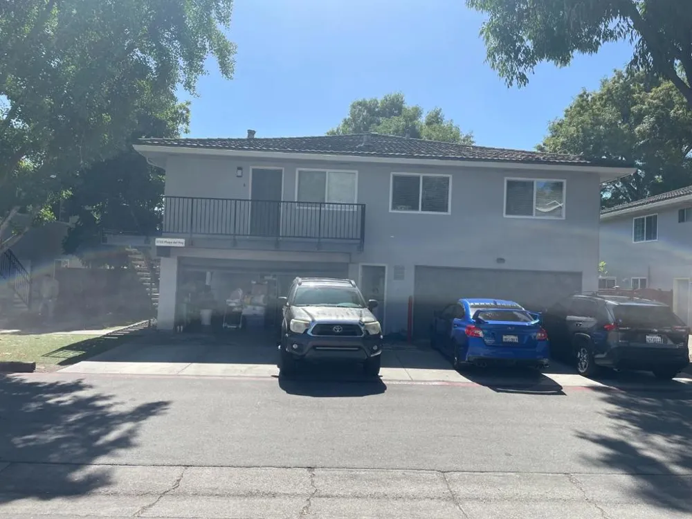 5703 Playa Del Rey #4 San Jose, CA 95123