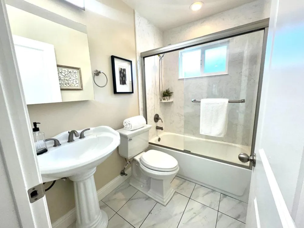 5703 Playa Del Rey #4 San Jose, CA 95123