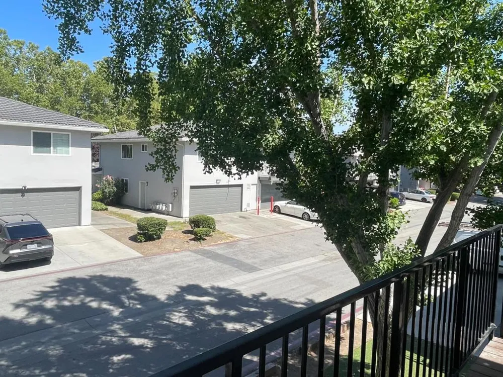 5703 Playa Del Rey #4 San Jose, CA 95123