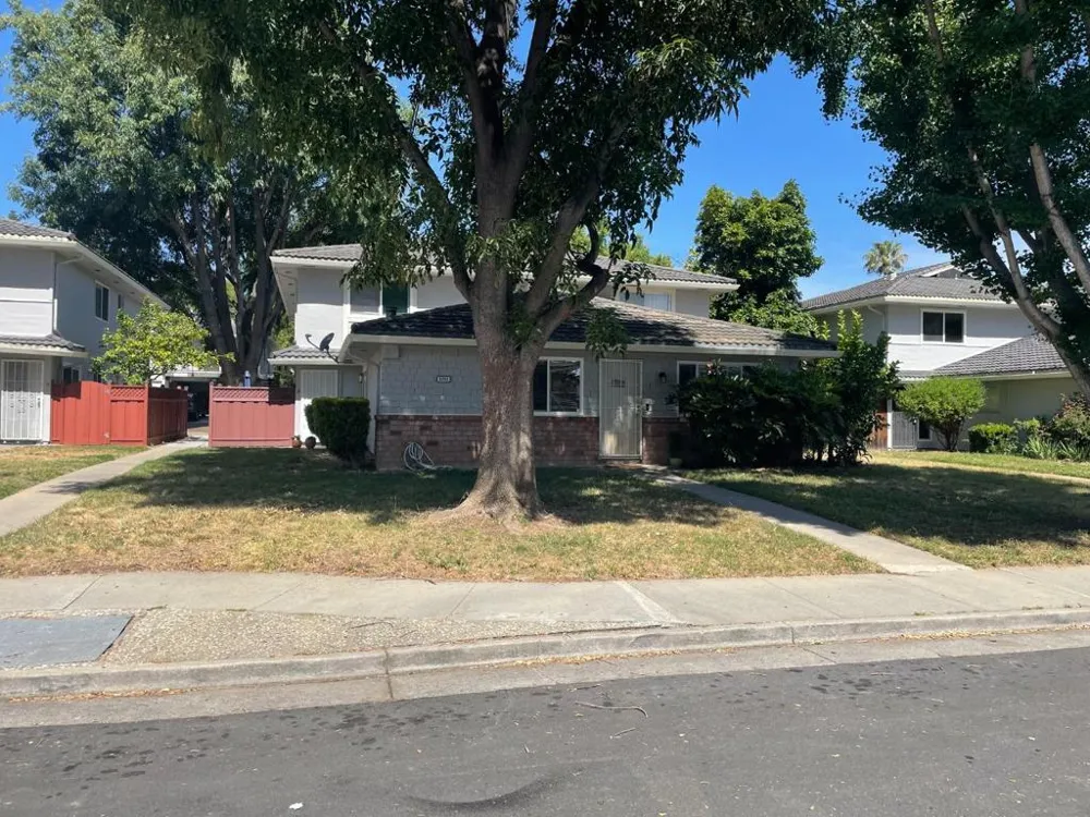 5703 Playa Del Rey #4 San Jose, CA 95123