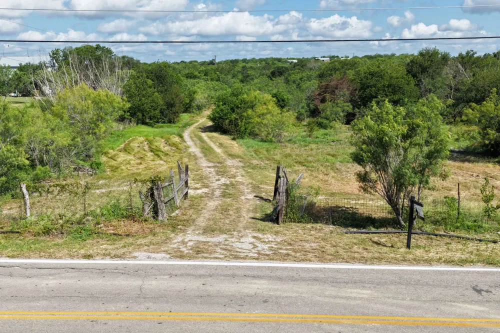 13414 Elm Grove Road Buda, TX 78610