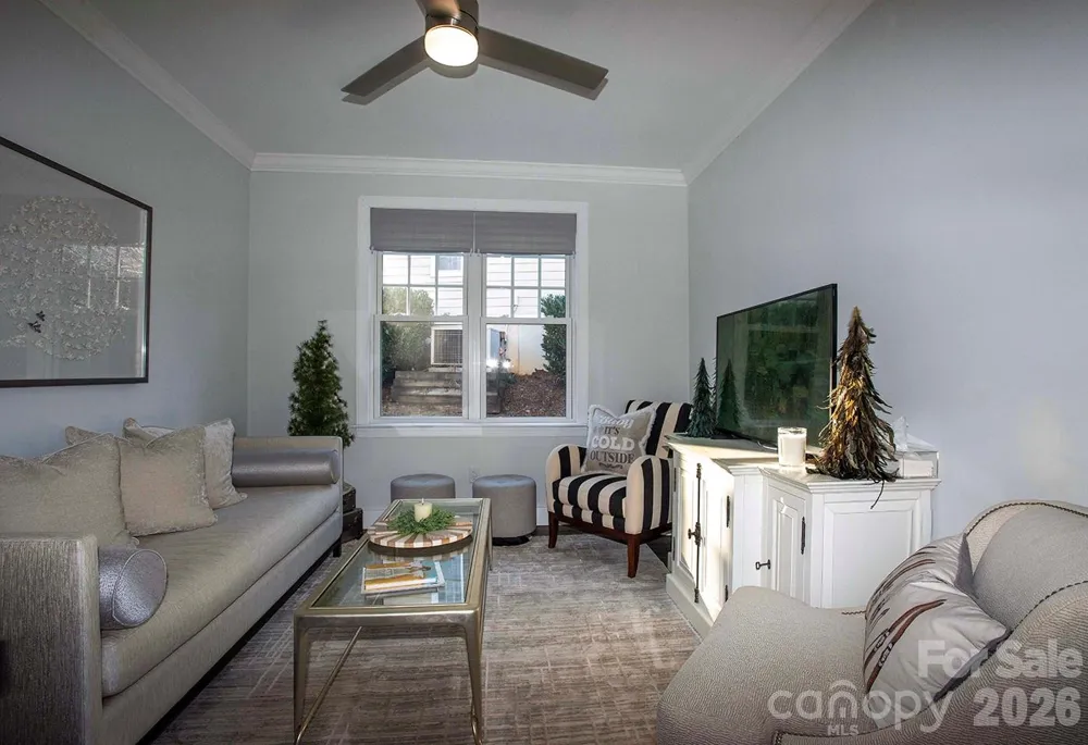 40 Bunker Court Mills River, NC 28759