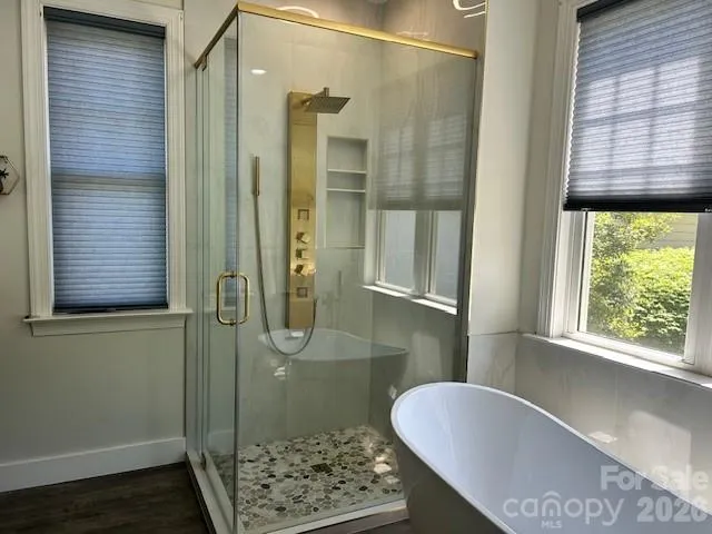 40 Bunker Court Mills River, NC 28759