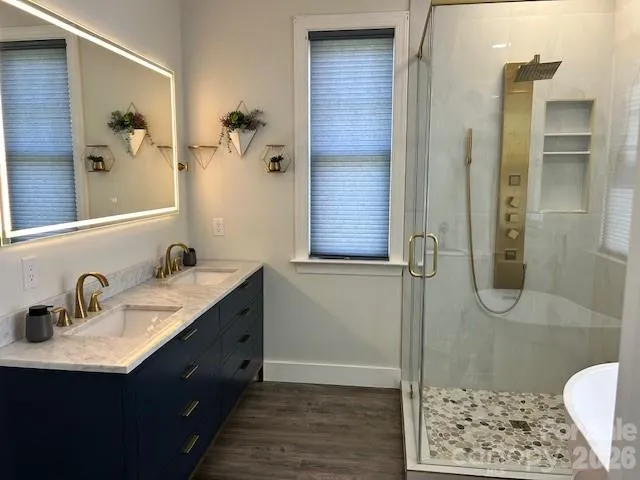40 Bunker Court Mills River, NC 28759