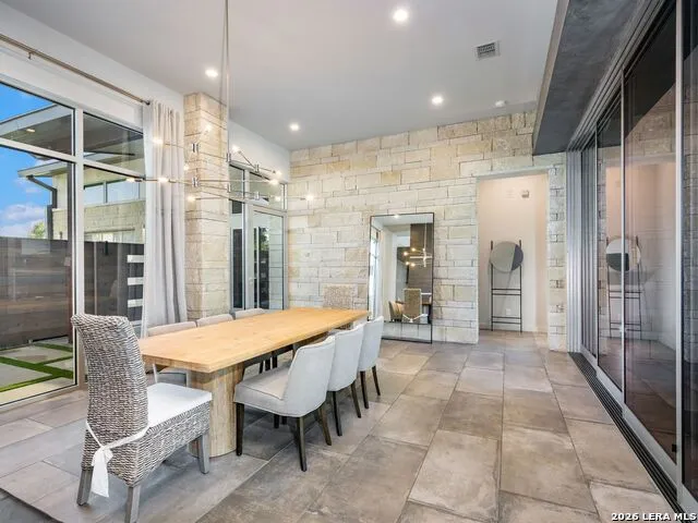 7203 Bella Rose San Antonio, TX 78256