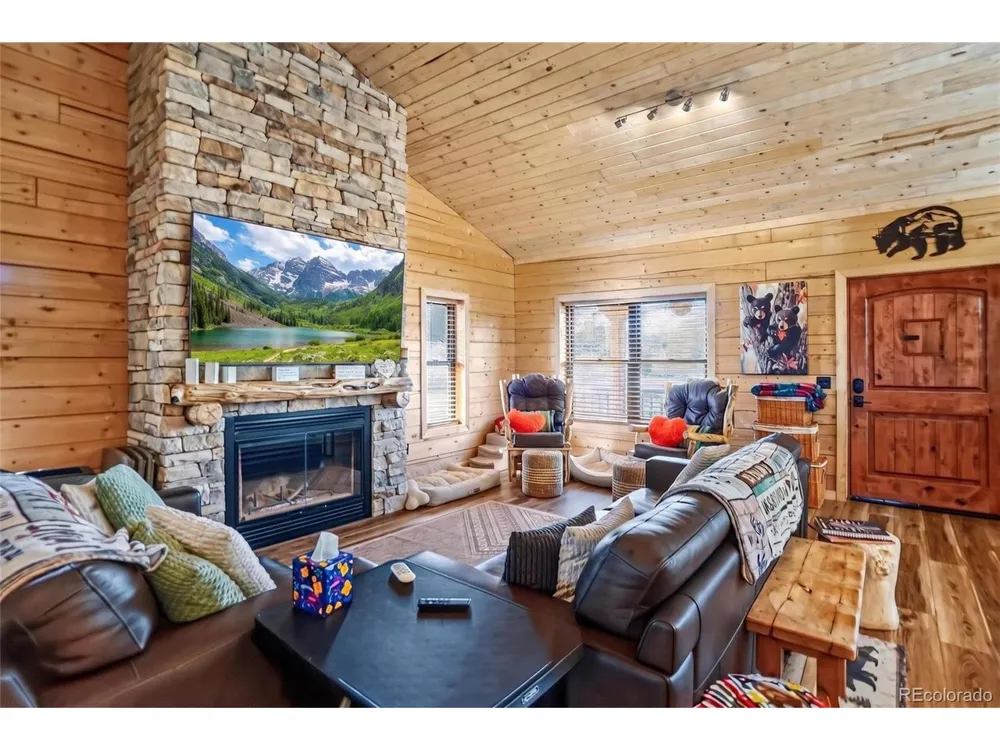 340 Orlandos Way Walsenburg, CO 81089