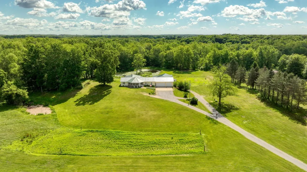 5995 Sandstone Road Jackson, MI 49201