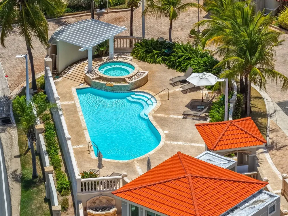 285 PALMAS INN WAY CORNER SE #1303 Humacao, PR 00791