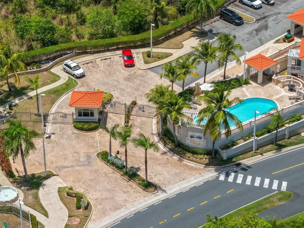285 PALMAS INN WAY CORNER SE #1303 Humacao, PR 00791