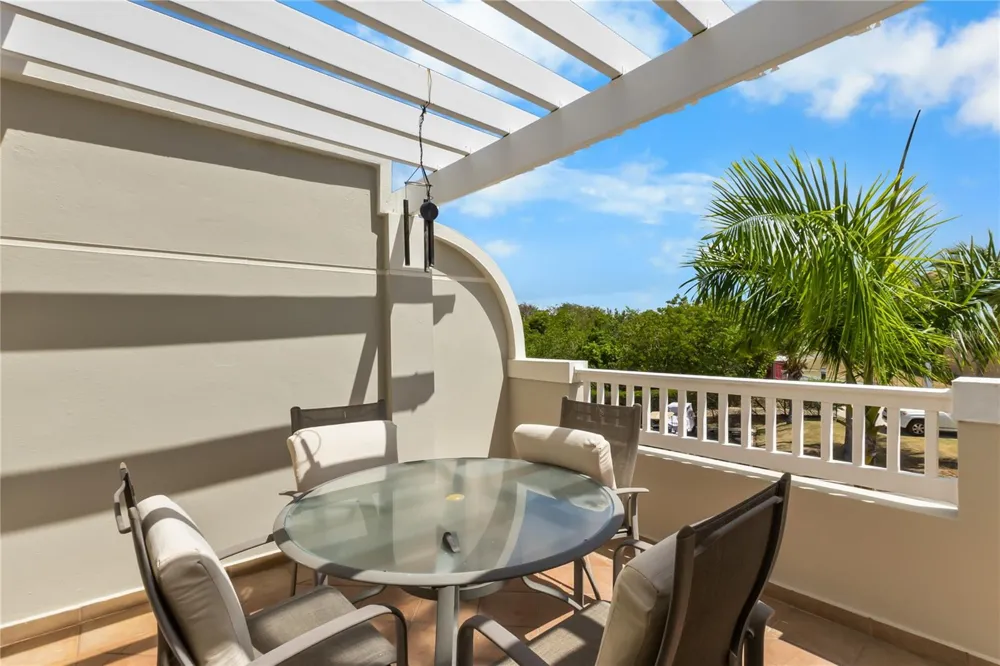 285 PALMAS INN WAY CORNER SE #1303 Humacao, PR 00791