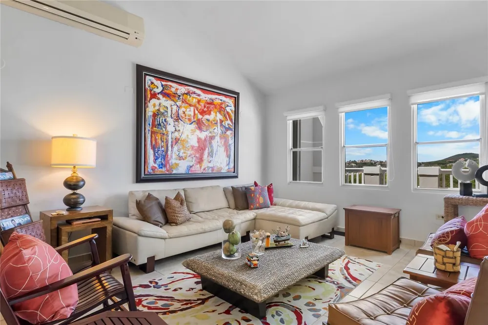 285 PALMAS INN WAY CORNER SE #1303 Humacao, PR 00791