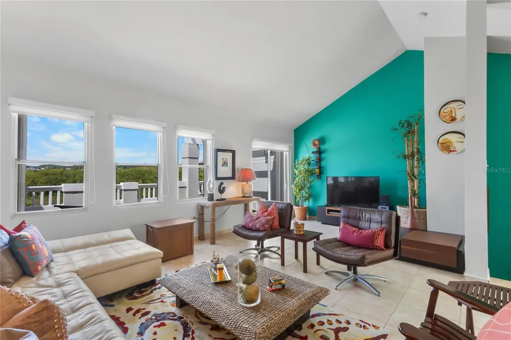 285 PALMAS INN WAY CORNER SE #1303 Humacao, PR 00791