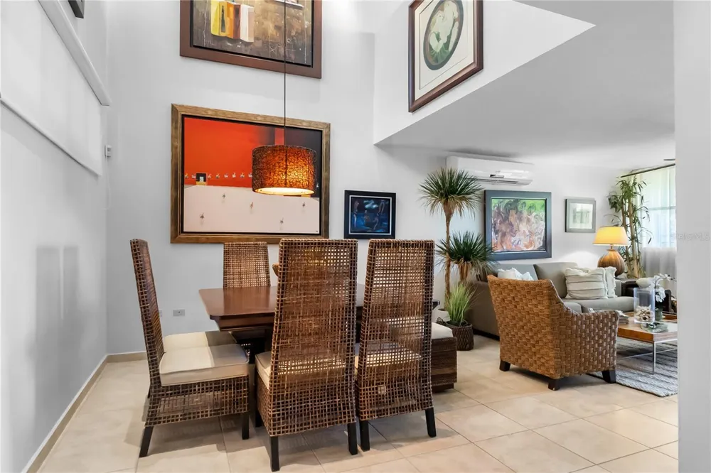 285 PALMAS INN WAY CORNER SE #1303 Humacao, PR 00791
