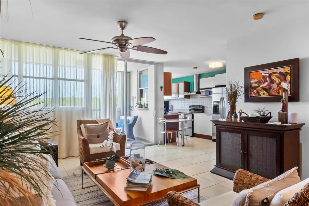285 PALMAS INN WAY CORNER SE #1303 Humacao, PR 00791