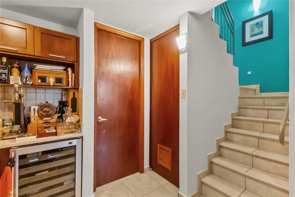 285 PALMAS INN WAY CORNER SE #1303 Humacao, PR 00791