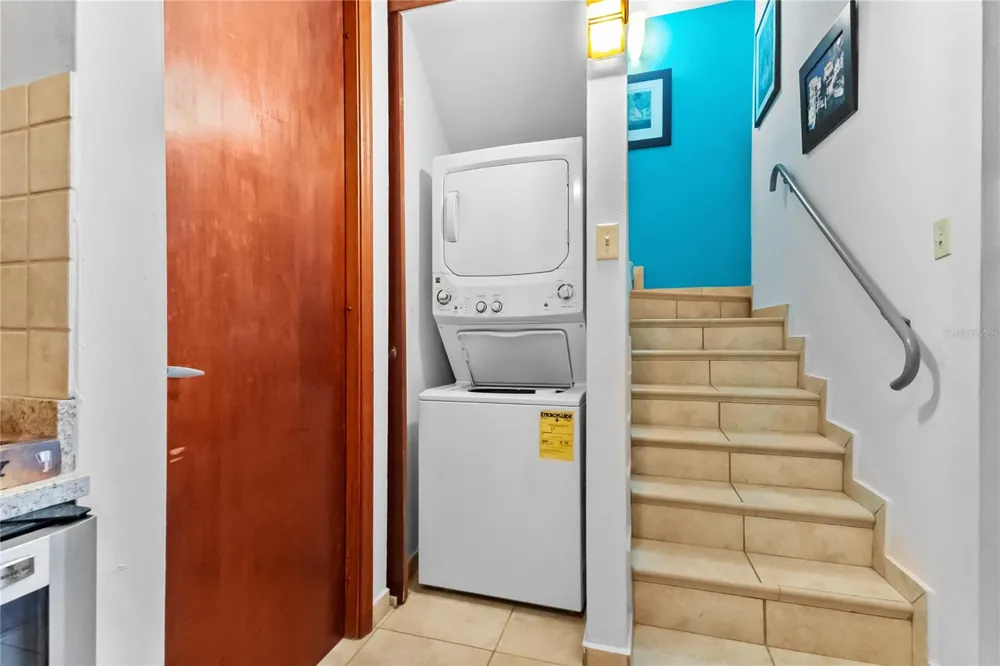 285 PALMAS INN WAY CORNER SE #1303 Humacao, PR 00791