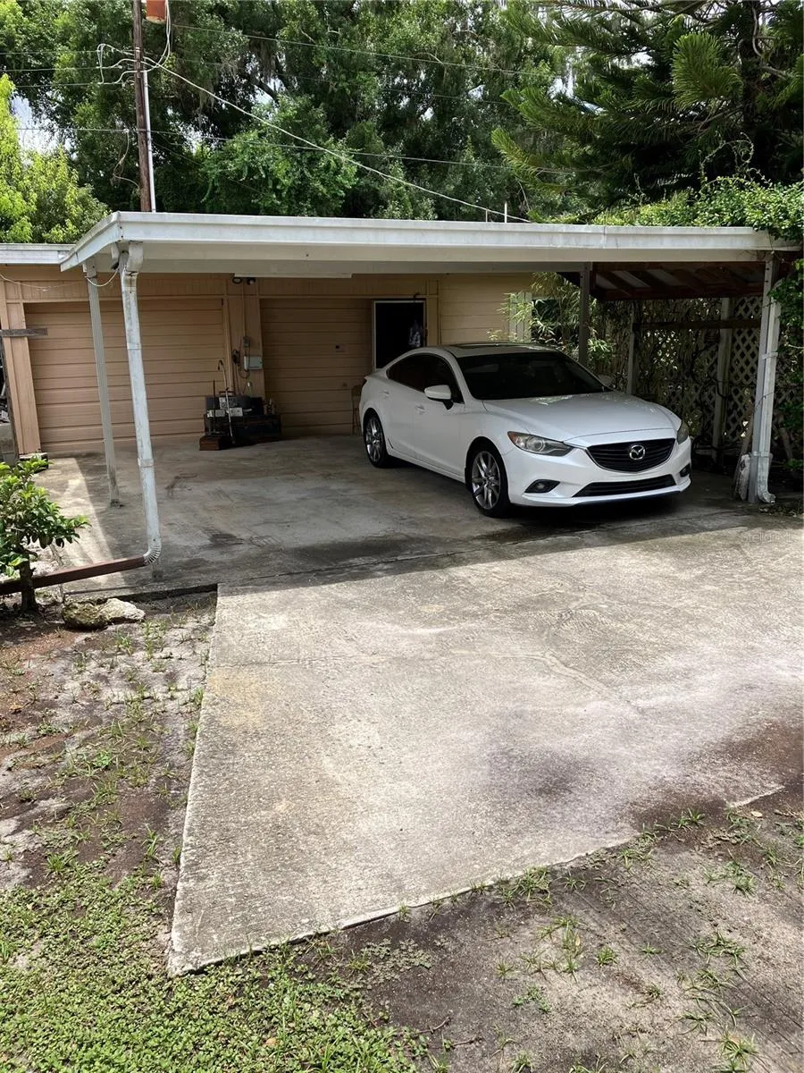 17010 CRAWLEY ROAD Odessa, FL 33556
