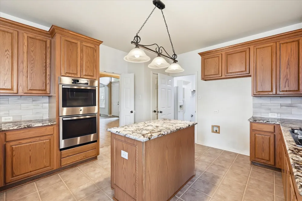 1401 Big Falls Drive Flower Mound, TX 75028