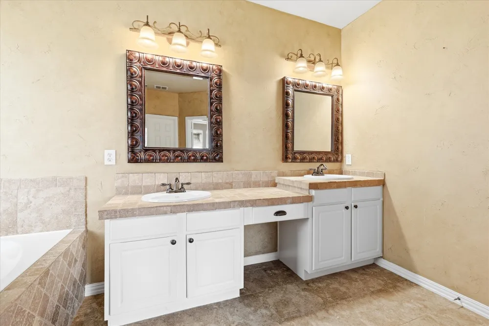1401 Big Falls Drive Flower Mound, TX 75028