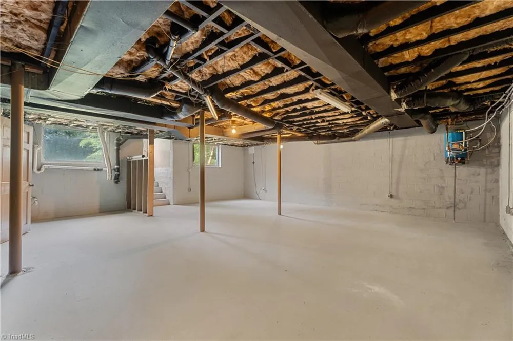 8217 Styers Ferry Road Clemmons, NC 27012